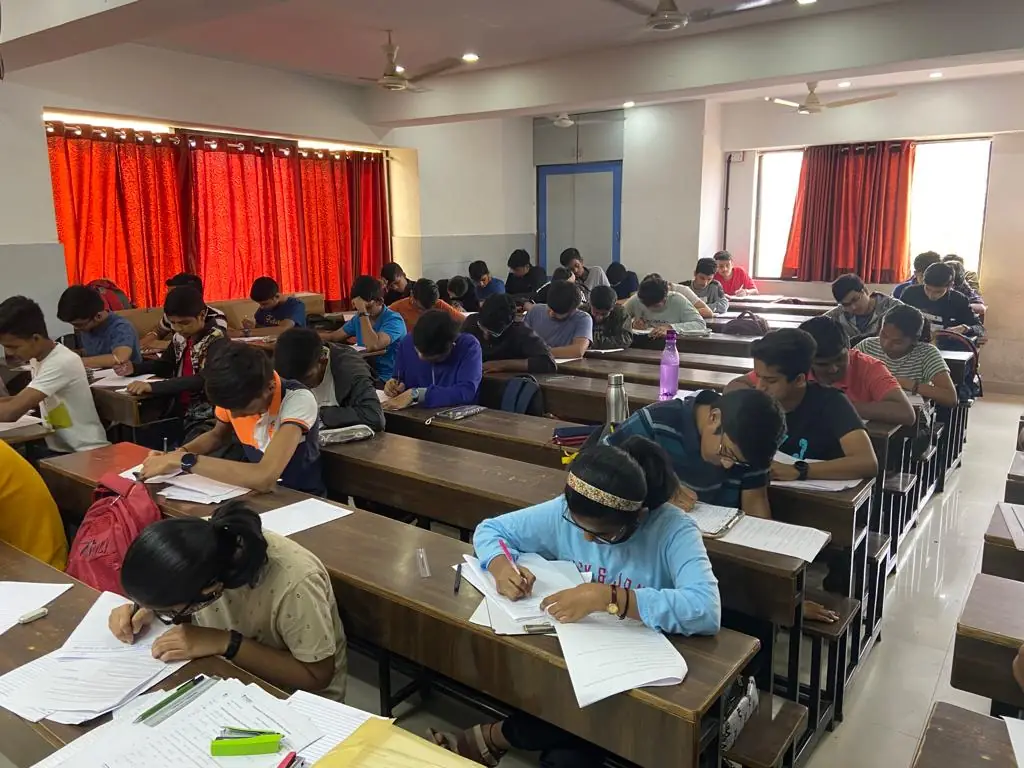 Mock test for JEE, NEET and CET aspirants